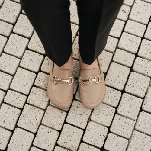 be lenka viva latte brown top down styled on foot