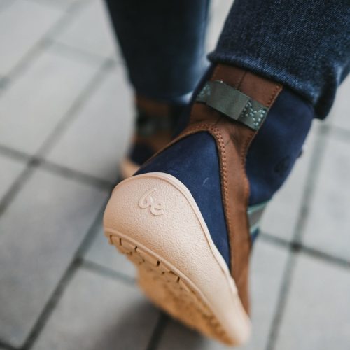 be lenka york navy brown beige heel detail styled on foot