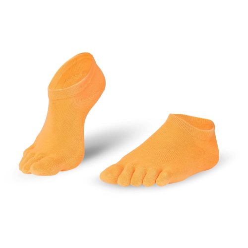 A pair of orange Knitido ankle-height sneaker toe socks. Both socks are shown facing diagonally left against a white background with the right heel up. #color_orange